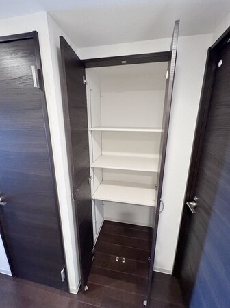 LOC’S Shonaidori(ロックスショウナイドオリ)の物件内観写真